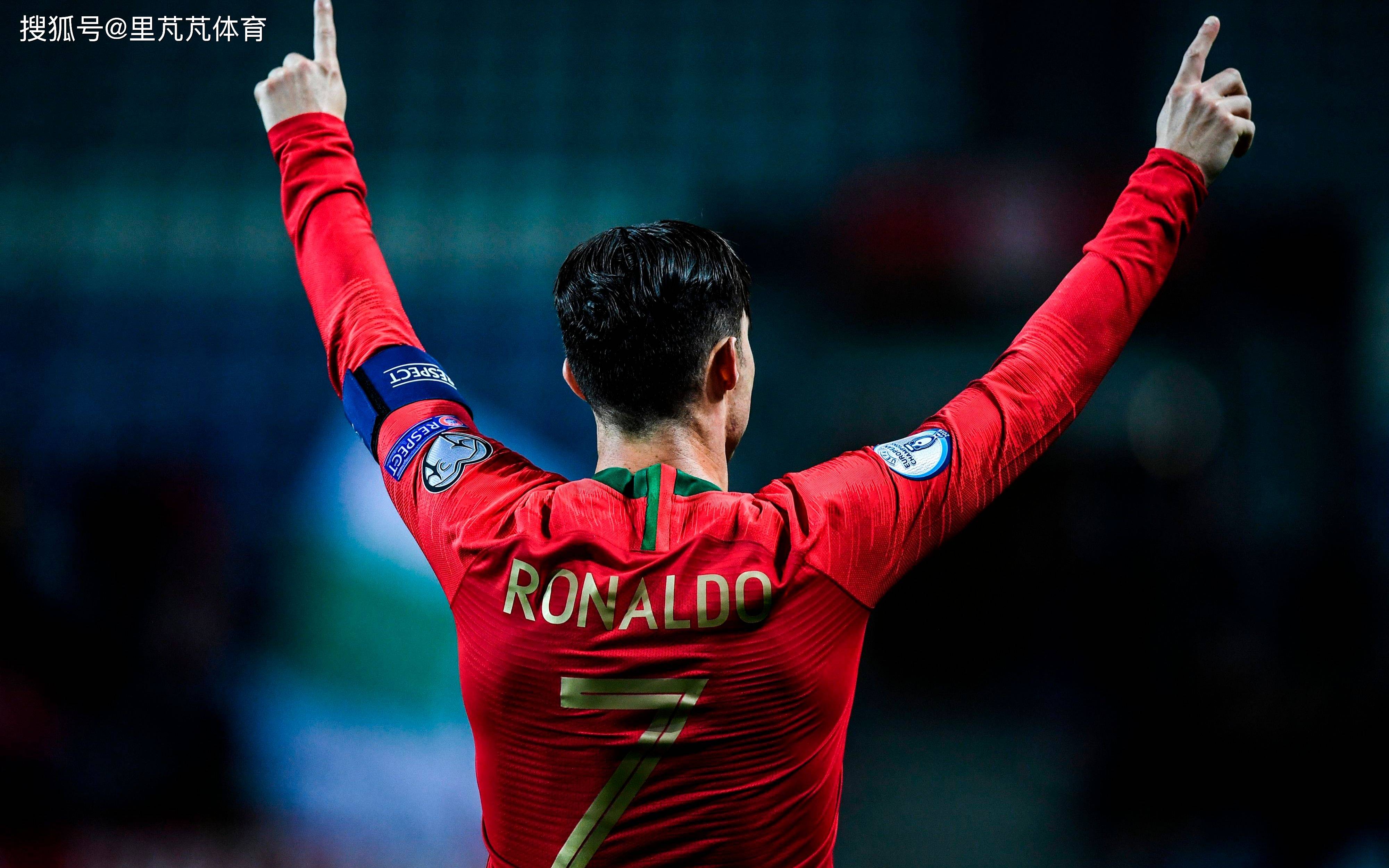 🚨 最新消息：巴塞罗那正密切关注瓦伦西亚的哈维·格拉。 来源：Barça Universal