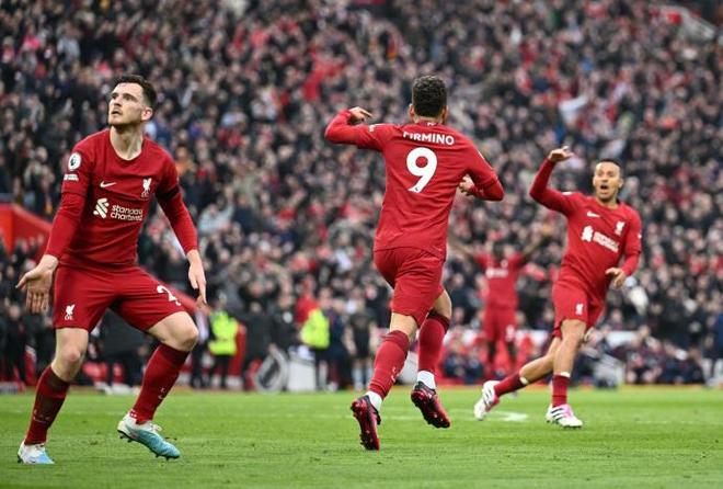 上海海港4-3险胜青岛海牛 豪取四连胜继续领跑中超