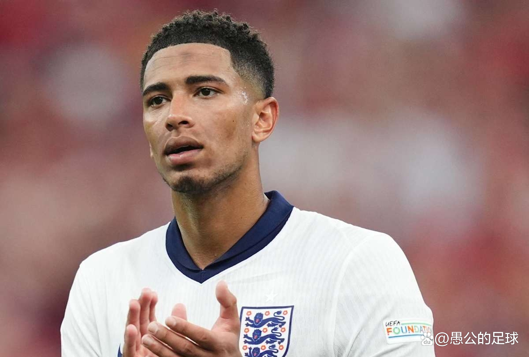 埃因霍温官方：已从药厂买断门将科瓦日，与其签