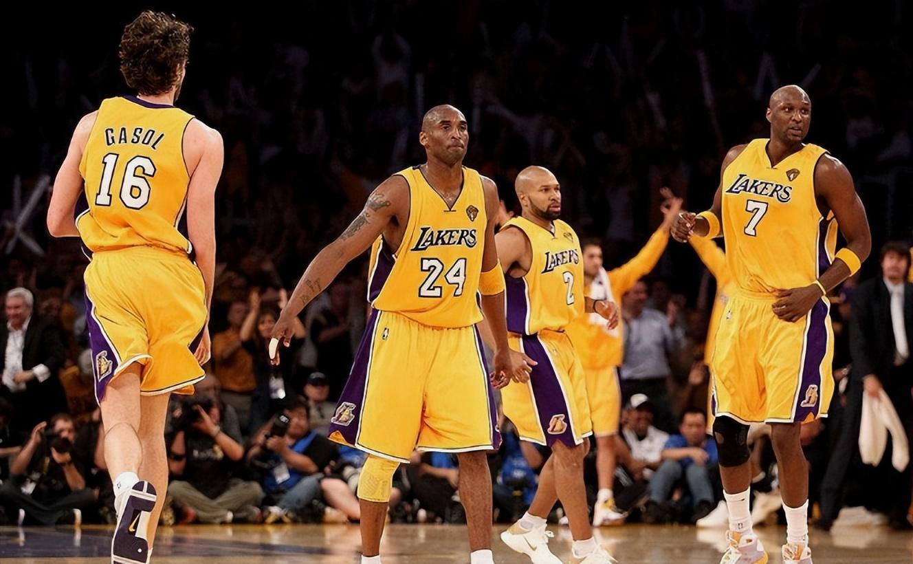 《滑球还是曲球？解析现代投手的球种设计理念》