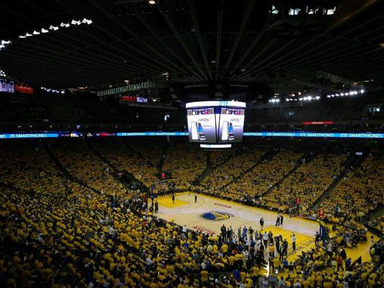 [田径]吴艳妮刷新个人最好成绩 跻身60米栏半决赛