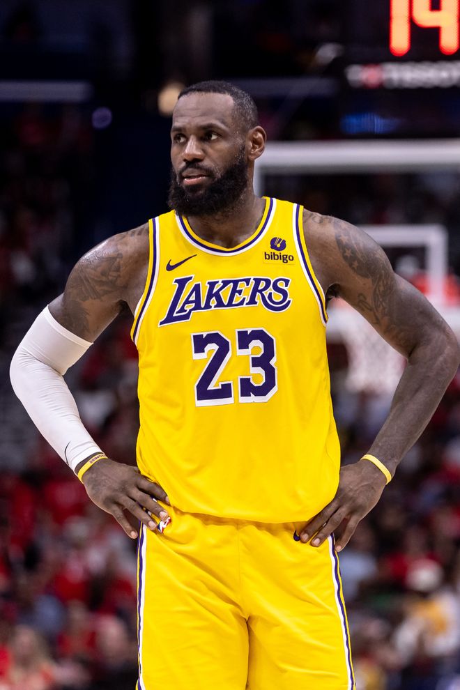 基德：戴维斯回归能给我们拉开空间，球队适应他还需要些时间