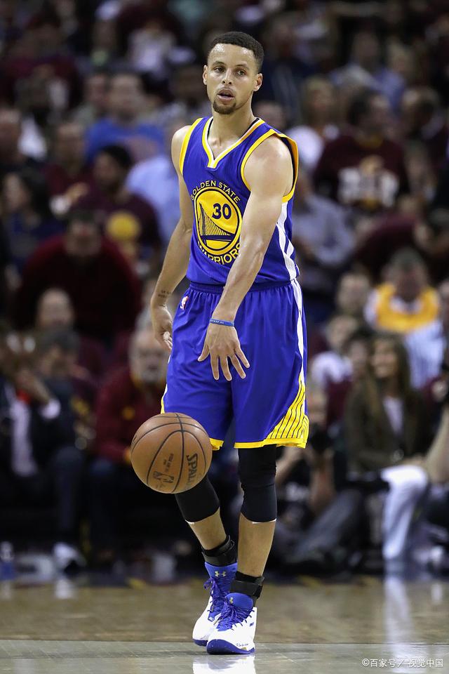 王家兄弟聚首「作伙拚」 王维中转战雄鹰卡位先发？