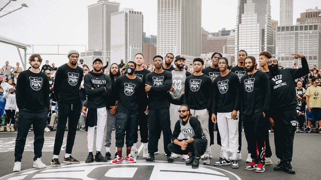 国王杯历史上一共有13场4-4，其中4场有巴萨参与