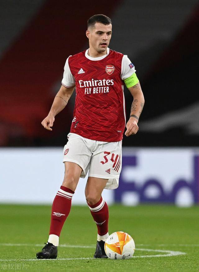 湖人斯马特谈伤势：就是背部痉挛，属于多年积劳造成的损耗